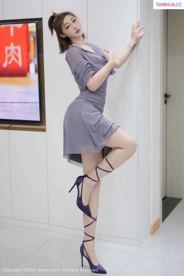 柠檬c_lemon 妲己_Toxic [XiuRen]高清写真图 2024.11.29 No.9525 妲己_Toxic 美臀性感第5张图片